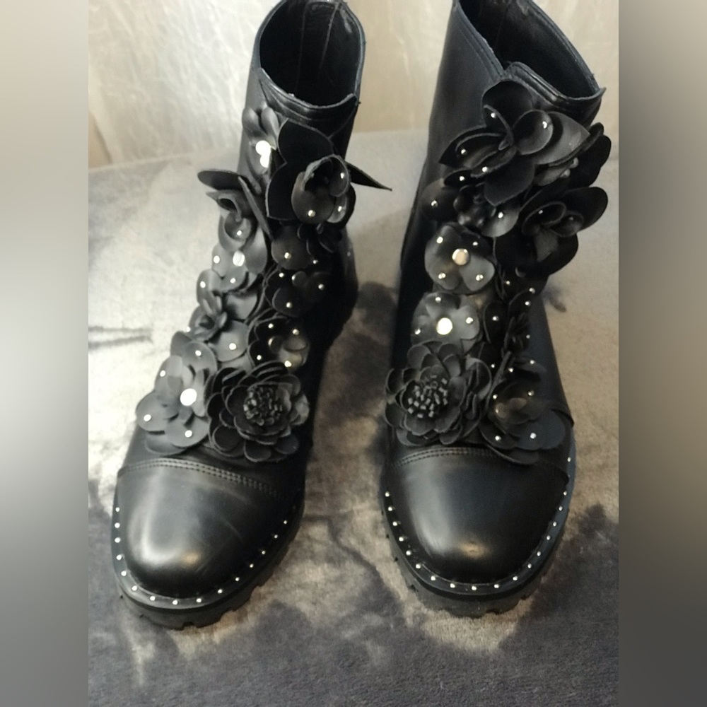 STEVE MADDEN DIANA BOOTS